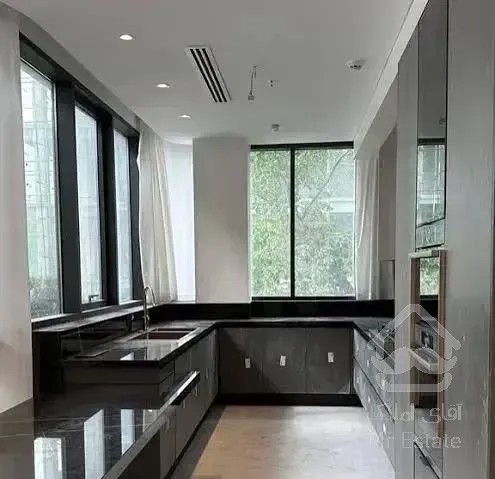 واحد ۹۱ متر ۲ خوابه، فول امکانات