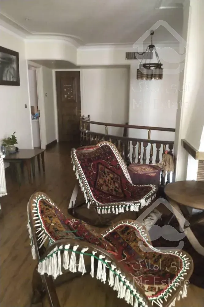 ۳۵۰متر ۴ خوابه طبقه ۲