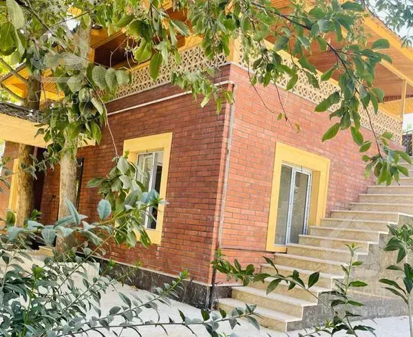 ویلا استخر دار در سرخاب متراژ۱۰۰۰متر سند دار