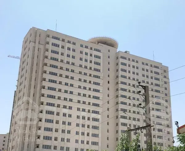 یک واحد آپارتمان در برج منطقه 22