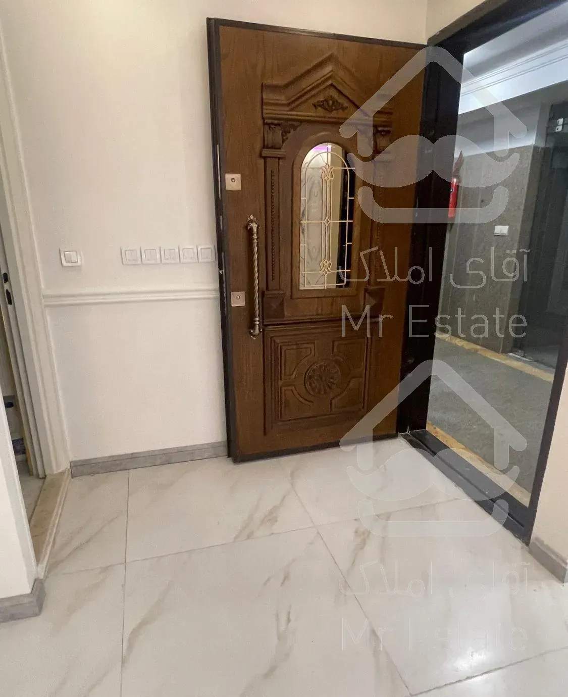 پاسداران،۱۱۵متر