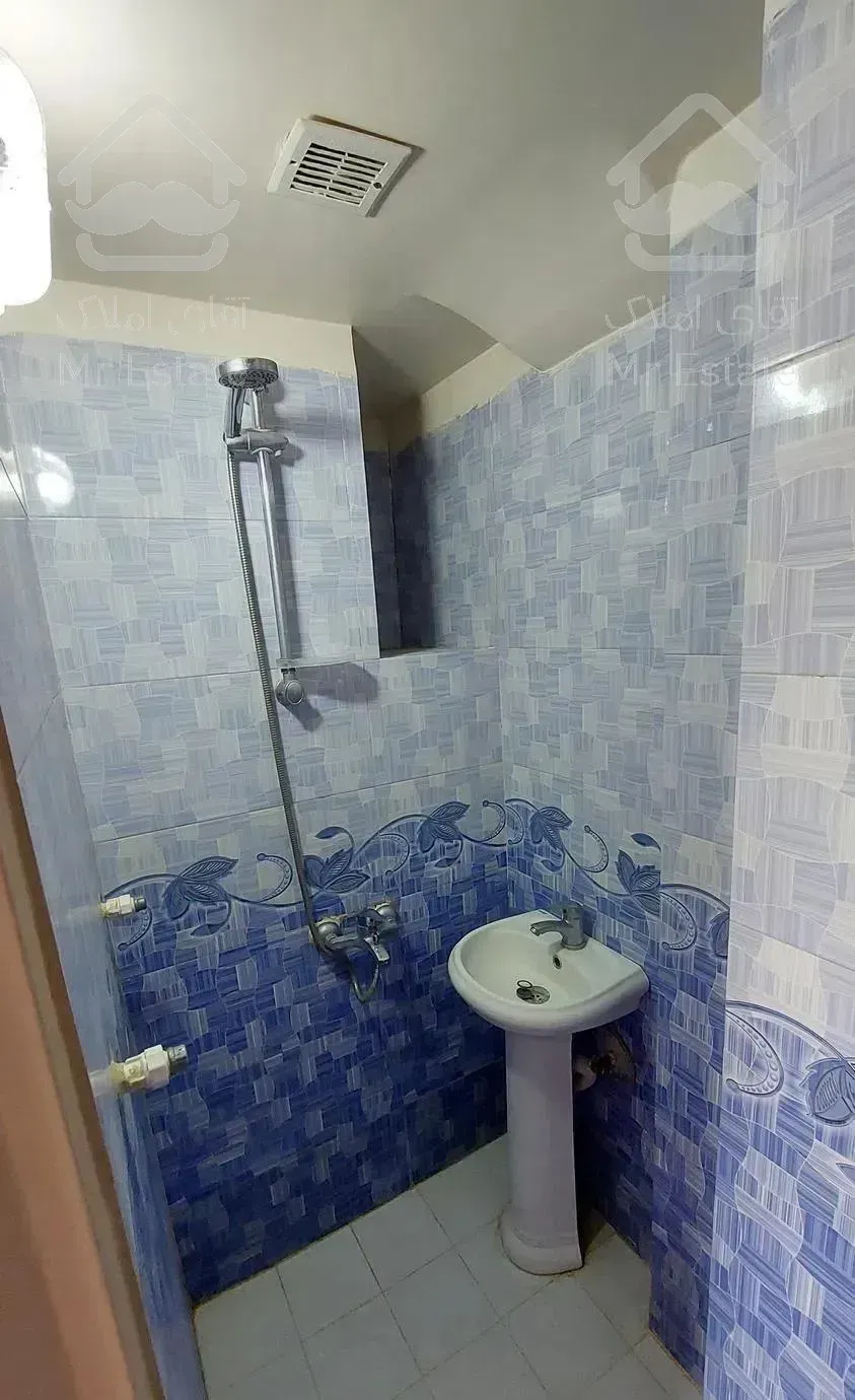 ۸۵ متر نوساز