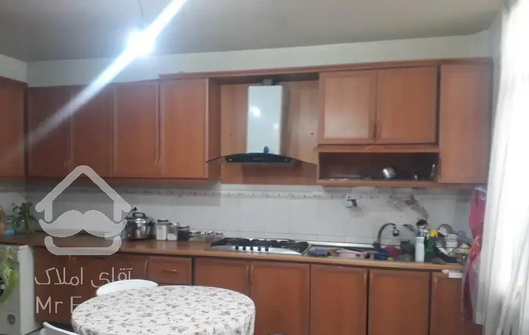 ۹۵ متر طبقه ۱