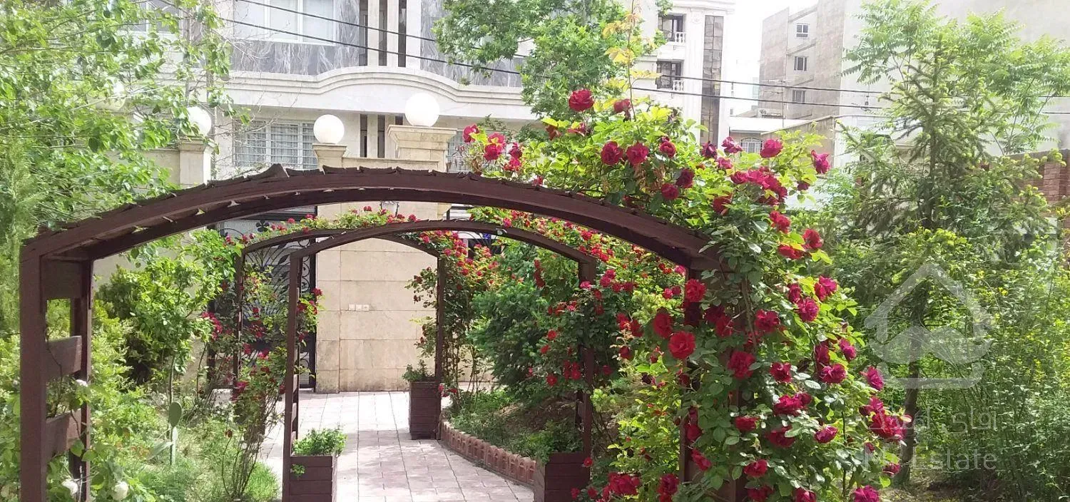 70 متر * شیک و تمیز  ( دید به پارک) اباذر / بهنام