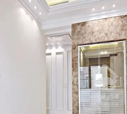 سعادت آباد ... ۳۰۰متر