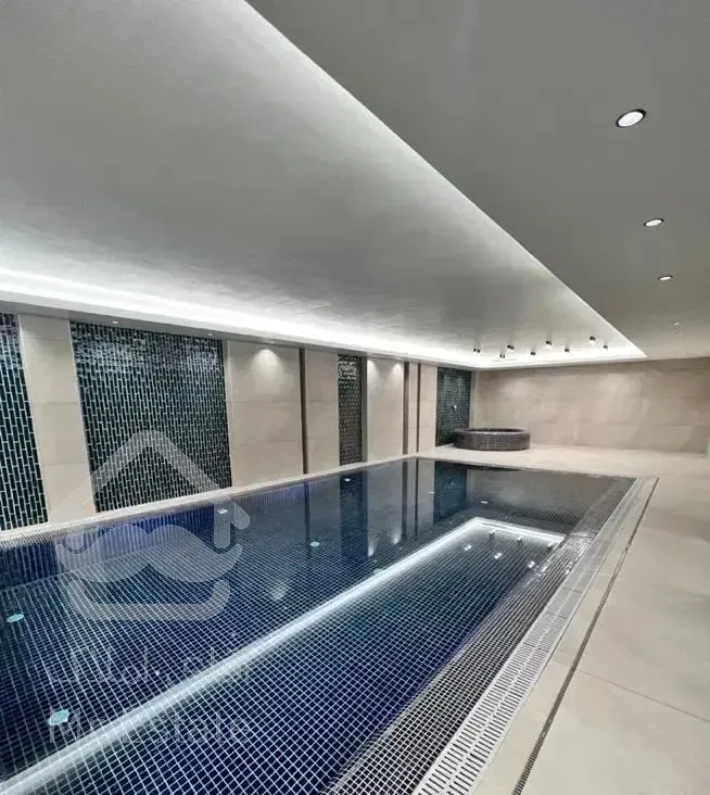 ظفر فرعی دنج و گرون ۱۹۵متر فول مشاعات(ابی) مدرن