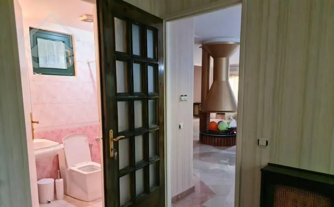 فروش طبقاتی ویلایی ۶۵۰ متری