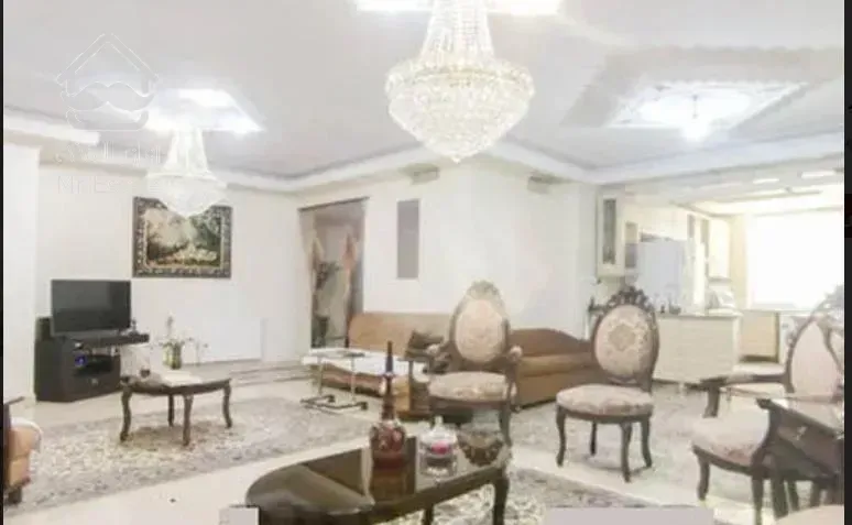 فروش آپارتمان آپارتمان در فرعی دنج و خلوت و سرسبز