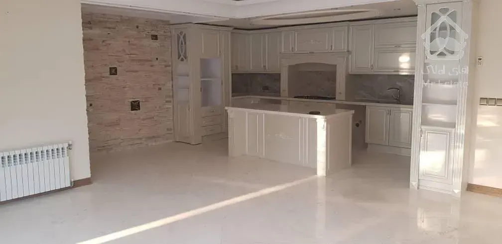 رهن و اجاره آپارتمان ۲۴۰ متری ۳ خوابه اقدسیه