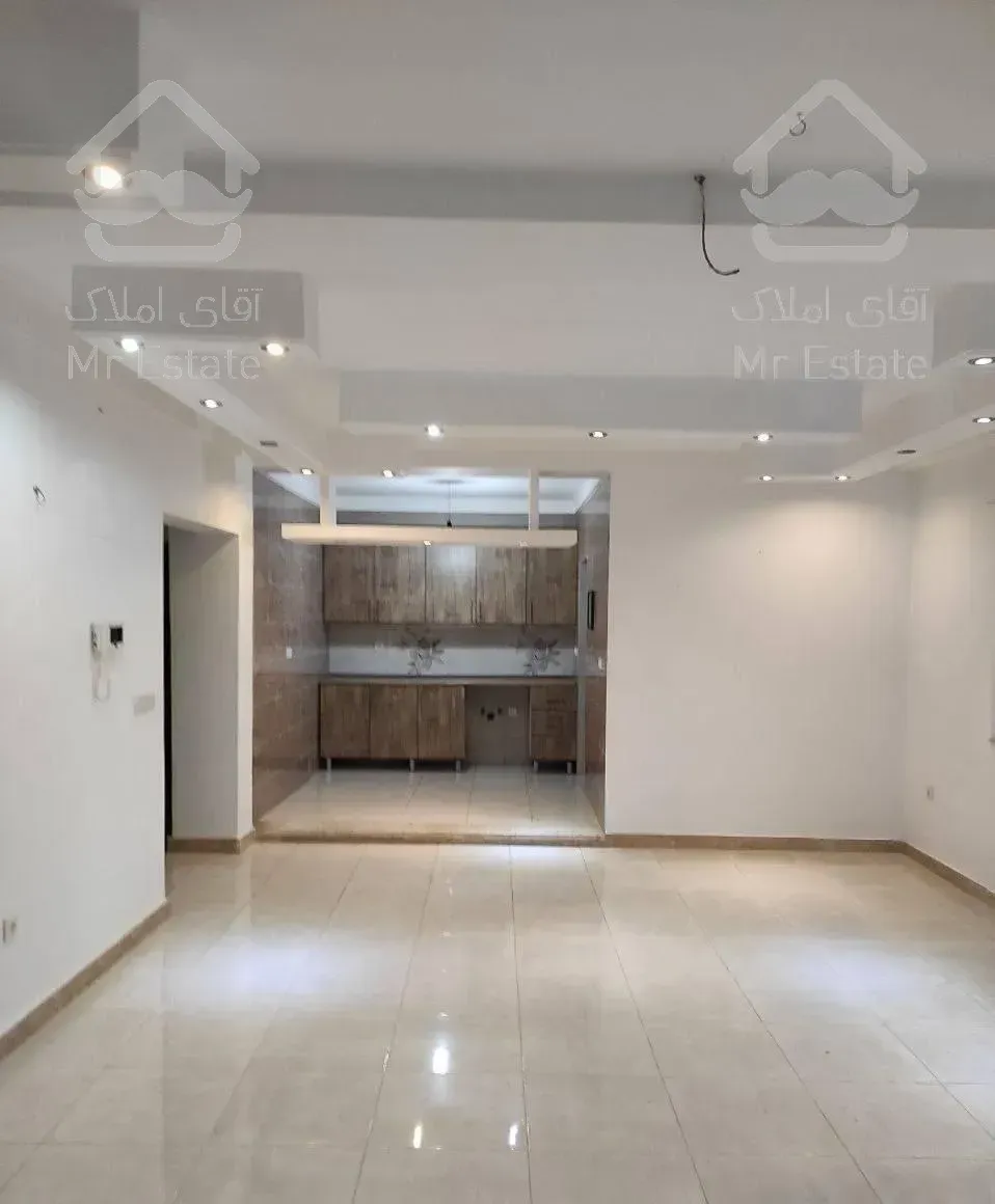 اجاره خانه ۱۳۰ متری طبقه اول در چالوس