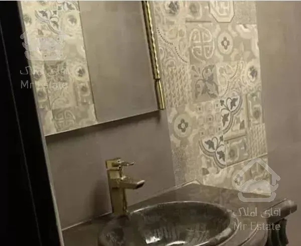 ۷۷متری/فول امکانات/خوش نقشه/دریاچه