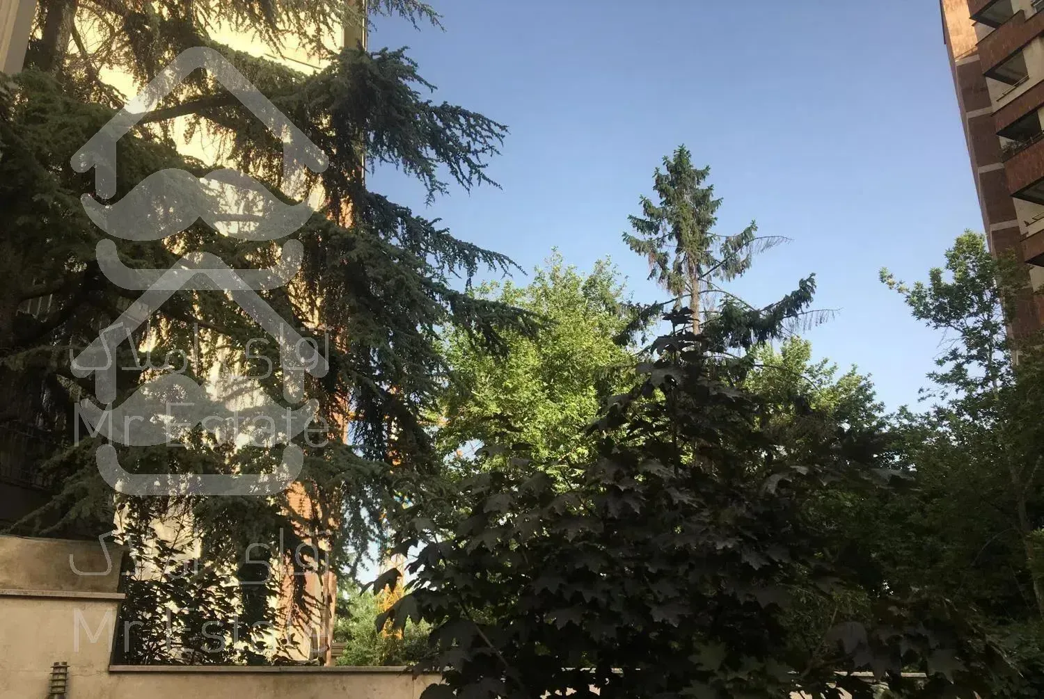 ۱۷۷متر۲پارکینگ باکس اندرزگو(کمیاب)