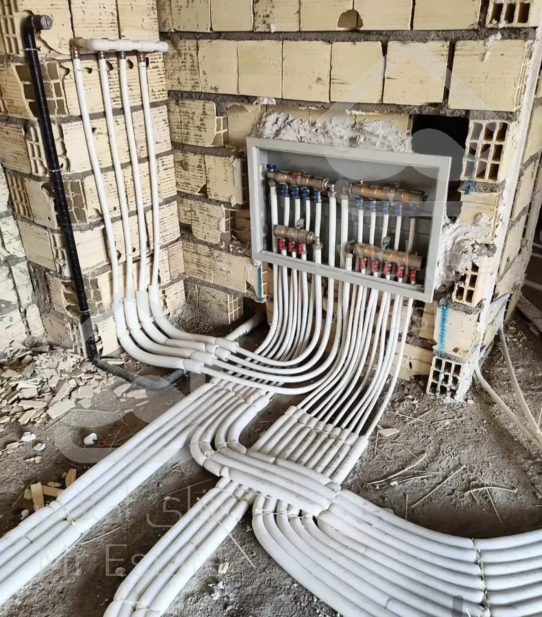 لوله کشی آب و فاضلاب (بوشهر و عالیشهر)