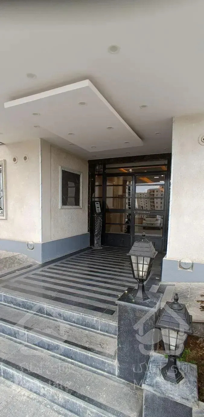 آپارتمان نوساز ۸۹ متری فاز ۱۱ زدیک لواسان پردبس