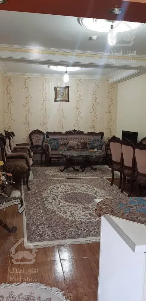 ۷۱ متری دریاچه سند تک برگ