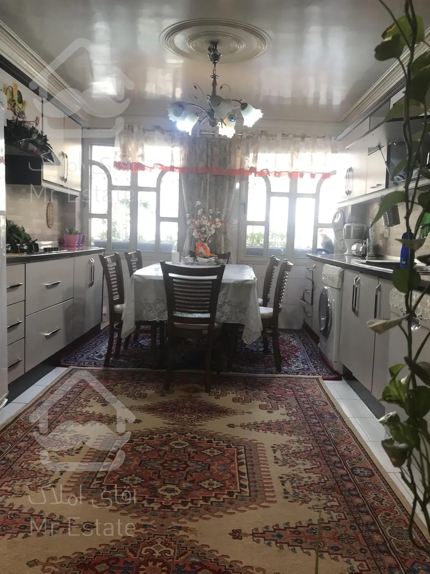 103 متر ستارخان