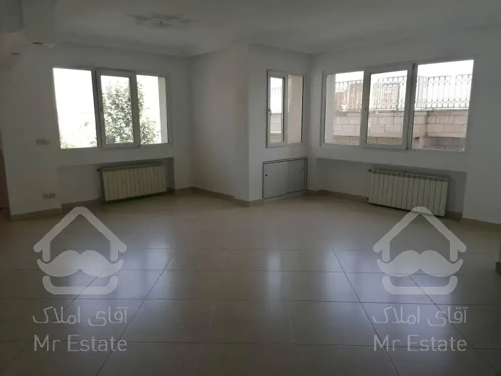 رهن و اجاره دو خوابه شمالی جنوبی خیابان درختی