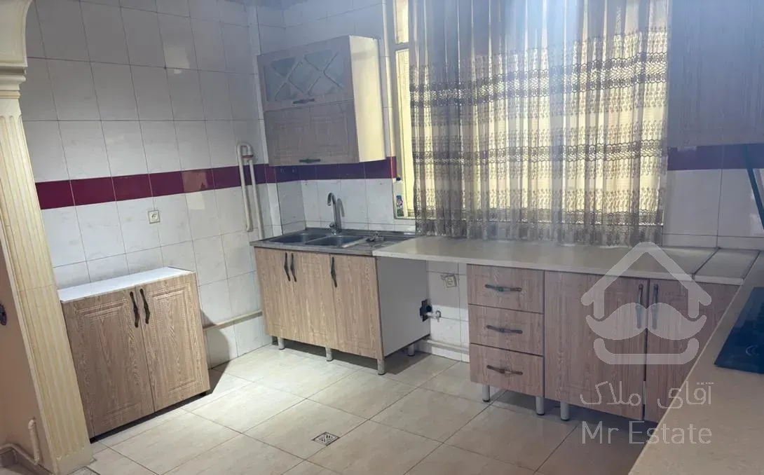 ۵۶متر دو خوابه  نزدیک مترو بسیار شیک و تمیز