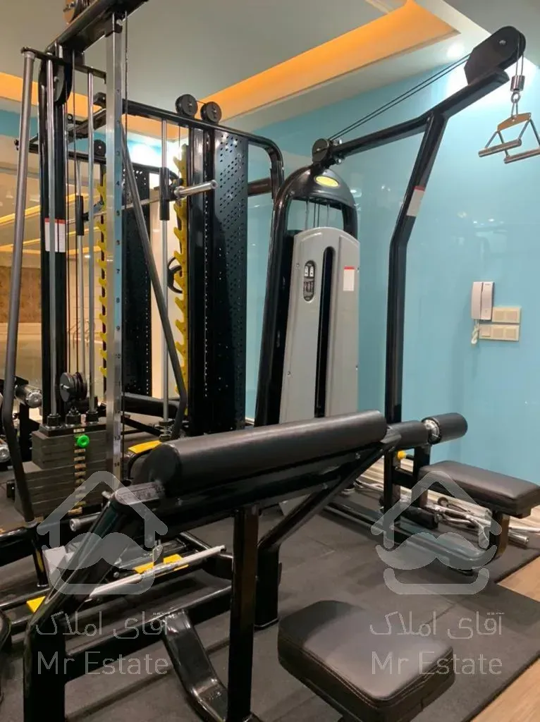 ۲۲۰ متر/ ۳ خواب / اثر هنری / استخر/لوکیشن تاپ