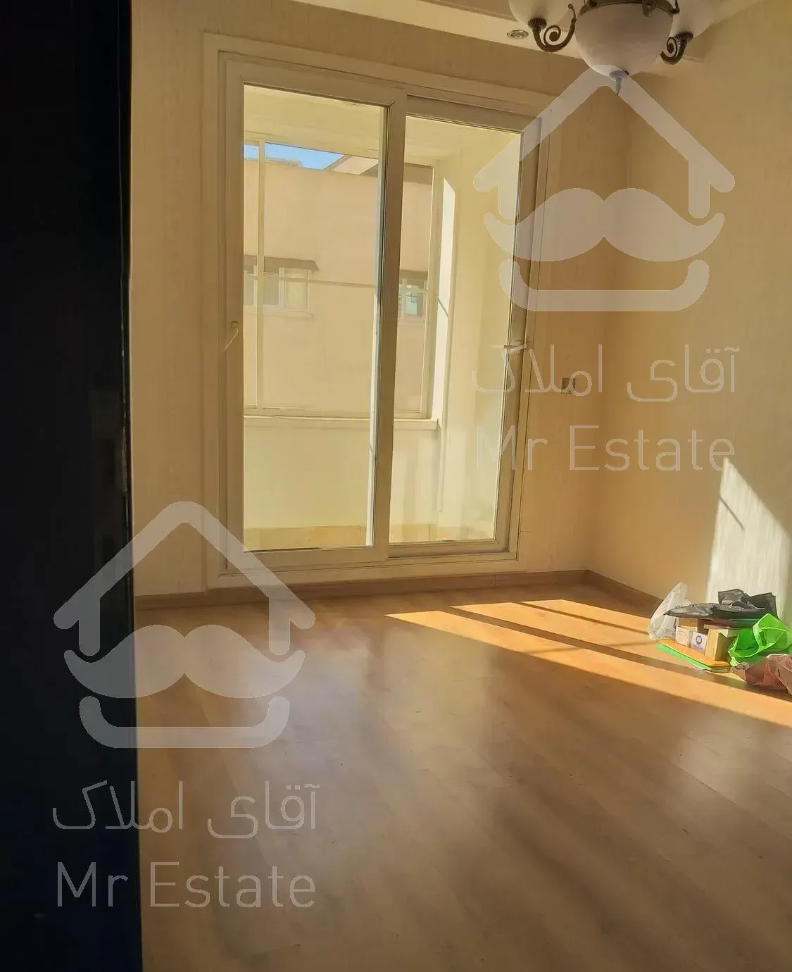 ۱۱۲متر آپارتمان ۲خواب فول امکانات بازسازی شده ظفر