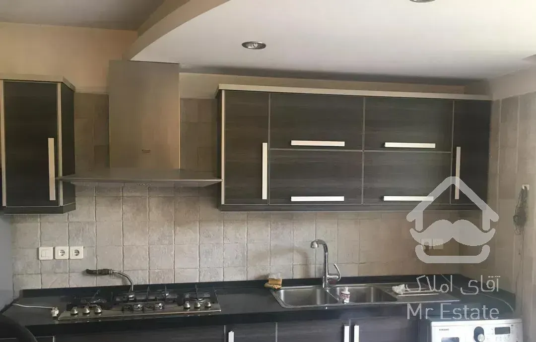 آپارتمان ۱۱۰ متری دو خوابه