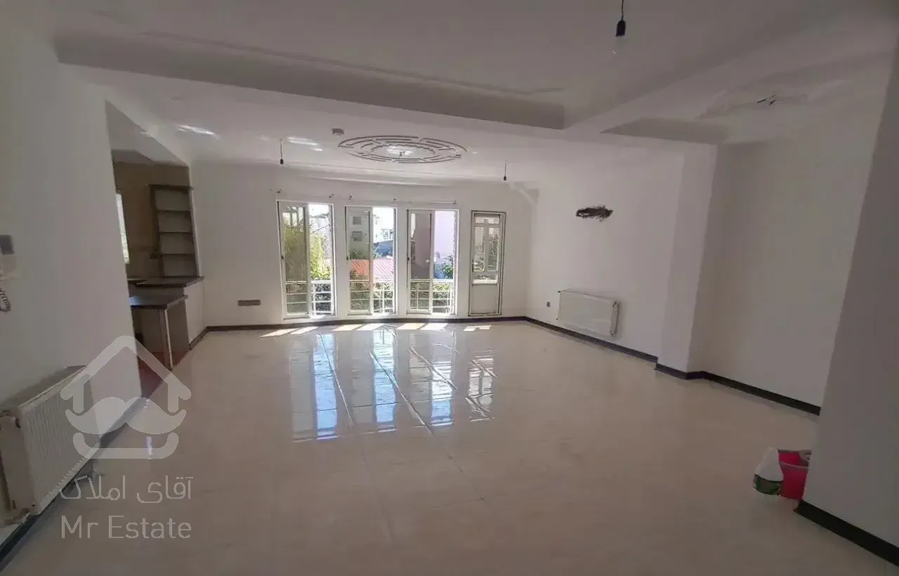 آپارتمان ۱۶۰ متری در مرکز شهر