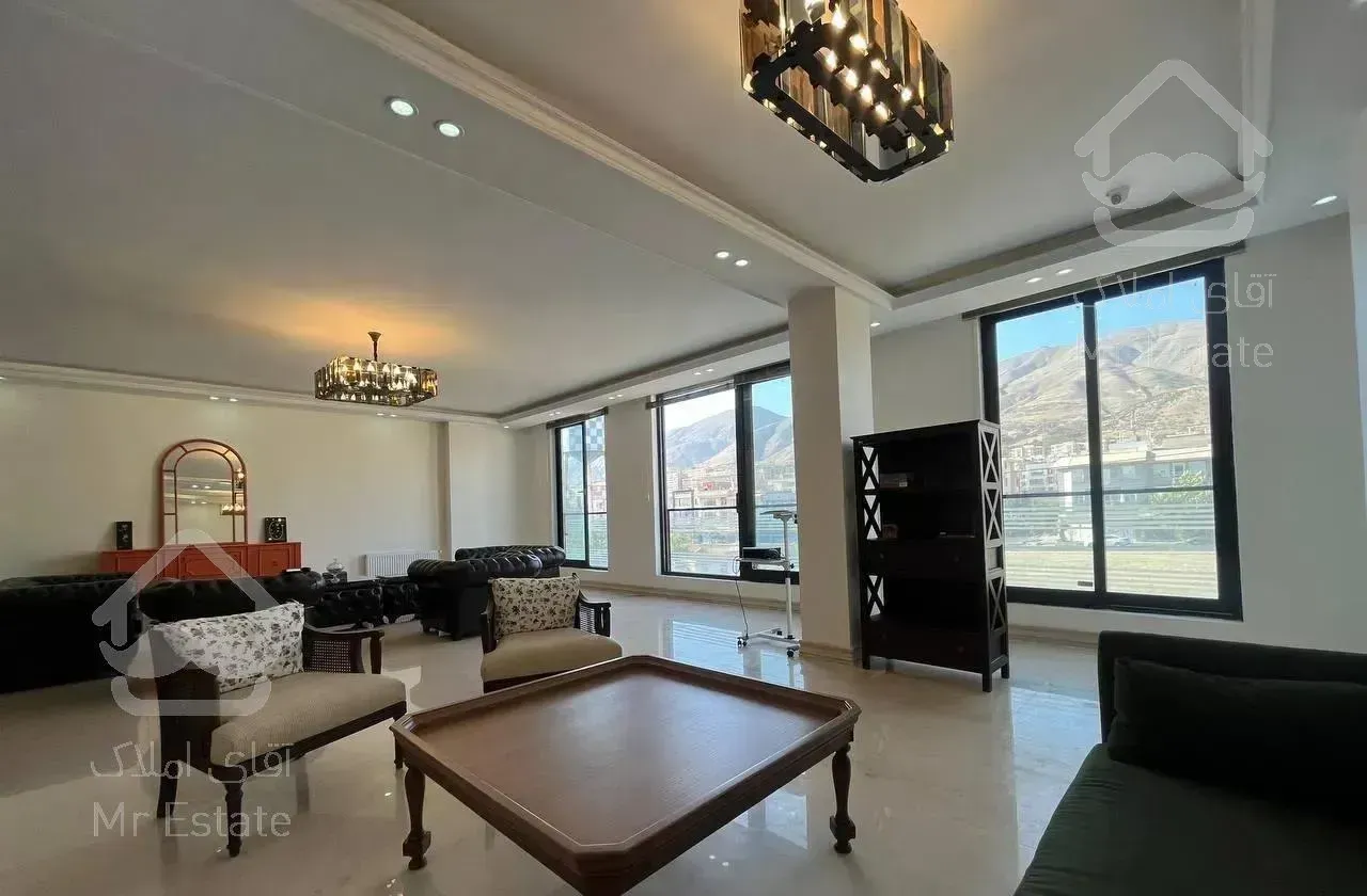 سند اداری دریاچه چیتگربراصلی ساختمان مدرن هوشمند