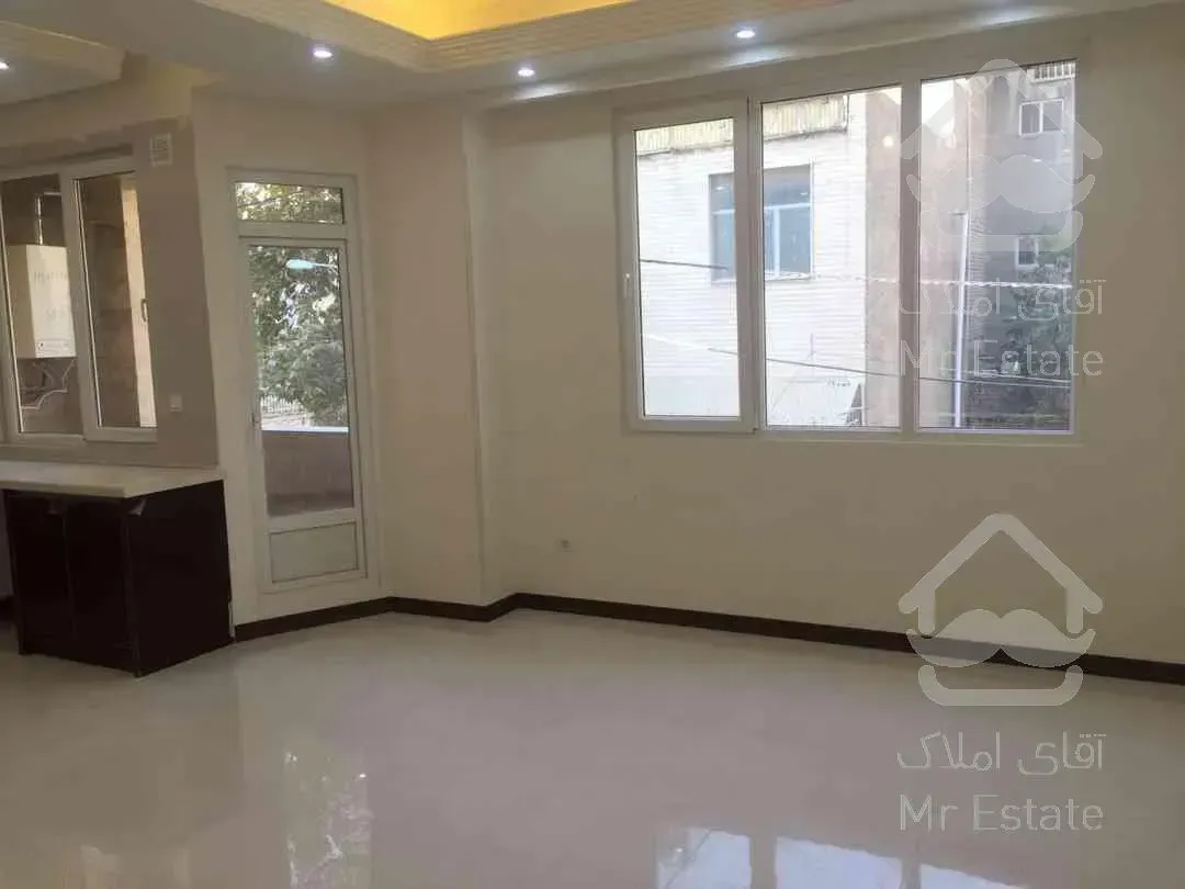 ۶۱متر/کلید نخورده/یخواب/سالن پرده خور