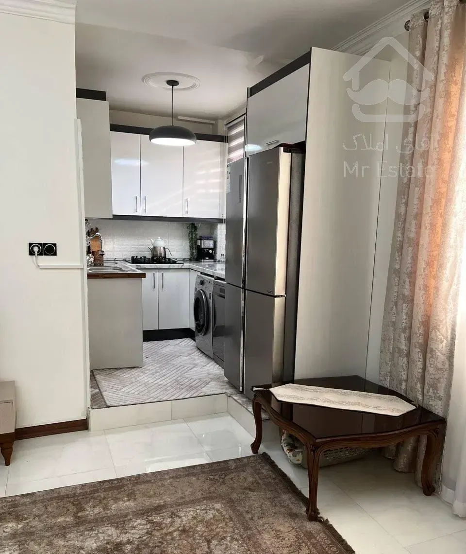 ۶۲متر//تک واحدی//با پارکینگ و آسانسور