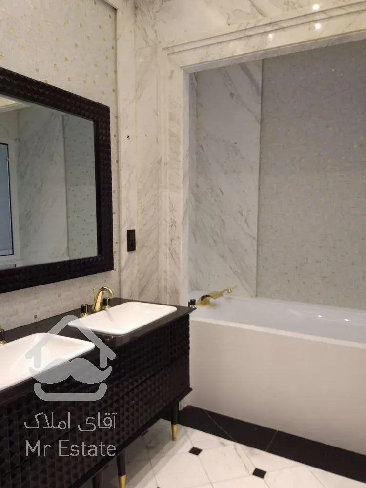 خرید و فروش آپارتمان مسکونی 220 متری فرمانیه