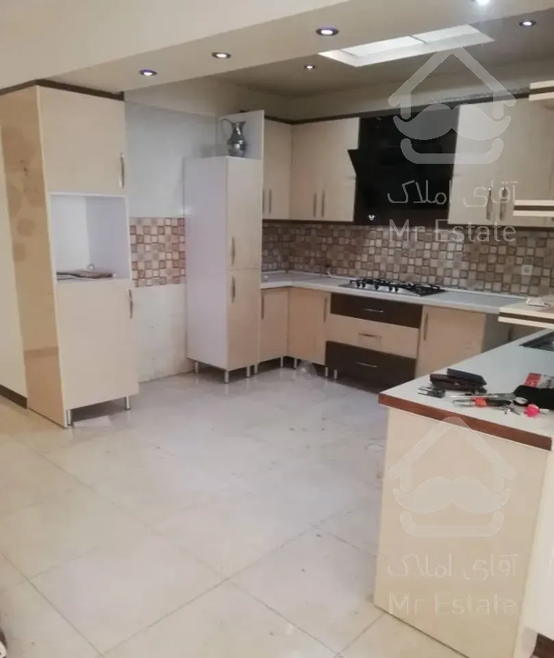 ۱۴۸ متر ۳خوابه در  کوچه فاز ۵مهرشهر