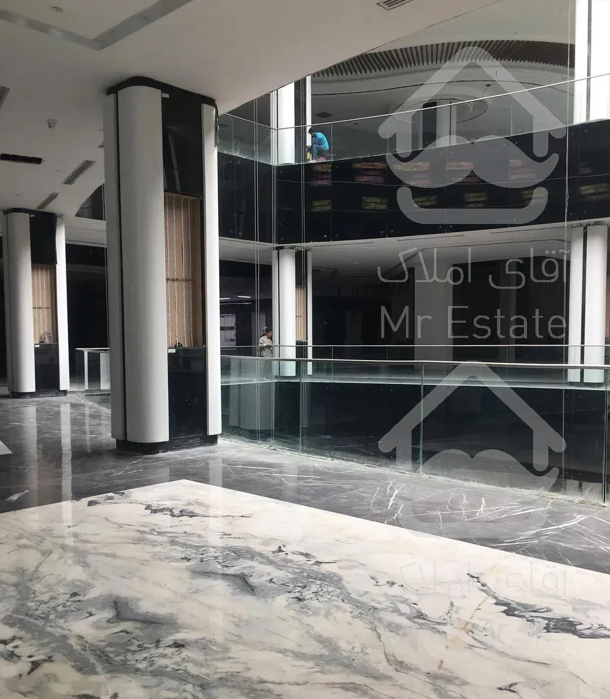 ۲۳ مترطلا فروشی/ویو دریاچه/ سرمایه گزاری