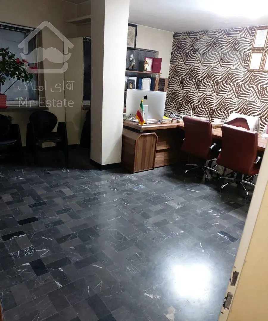 آپارتمان ۱۷۵ متری با ۱۳۰ متر قدرالسهم جردن