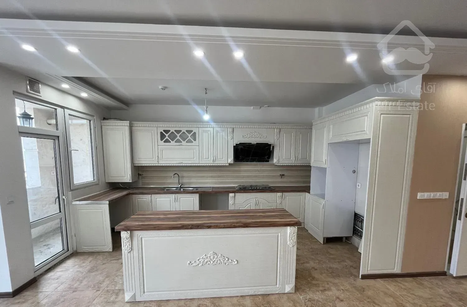 اپارتمان۱۰۵متری تک واحدی