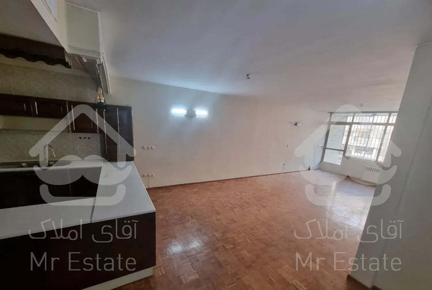 آپارتمان ۱۳۰متر ۳خواب گاندی