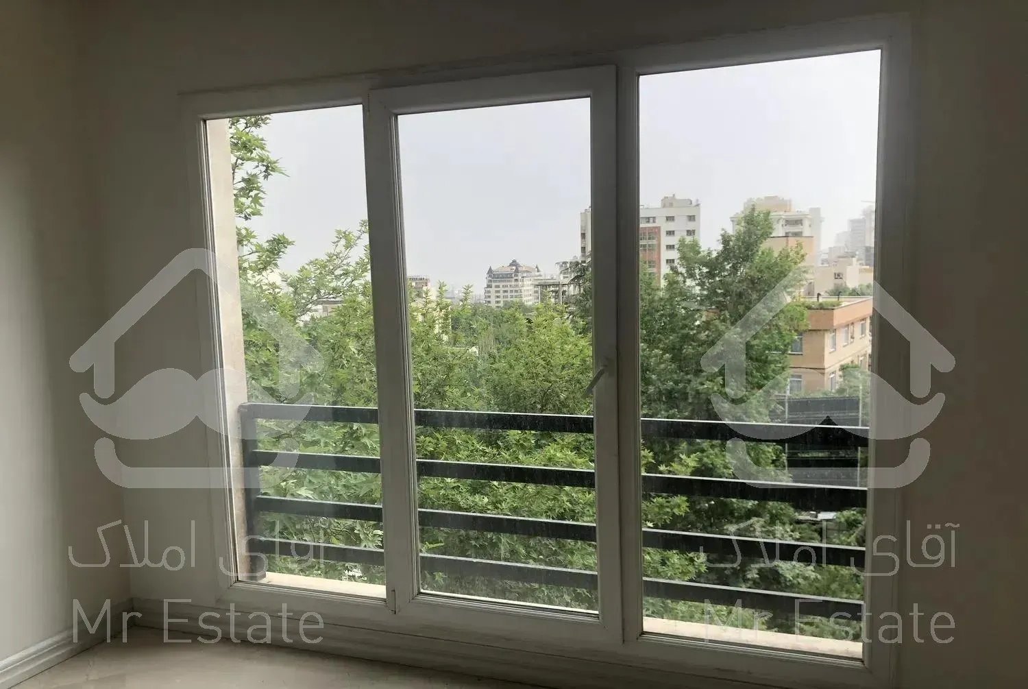 ۲۱۵ متر - باغ فردوس