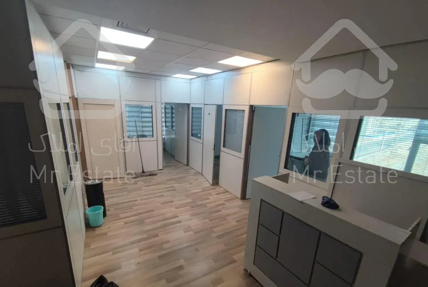 105متر فلت اداری تاپ لوکیشن دریاچه شهدای خلیج فارس