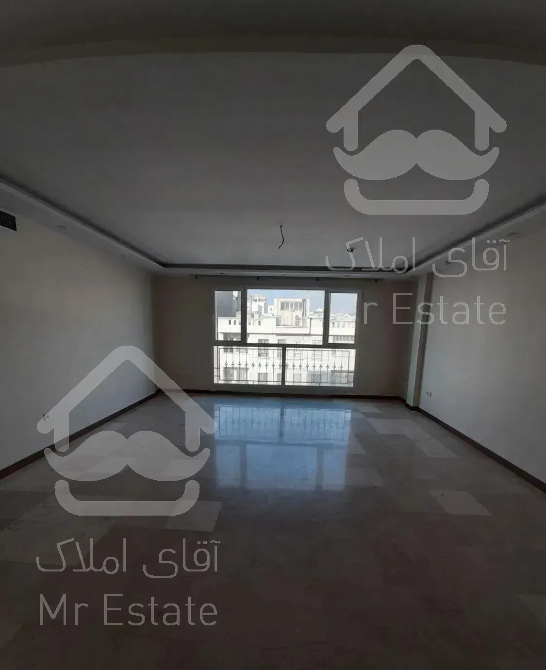 آپارتمان ۱۰۰متر ۲خوابه یکسال ساخت غرق در نور