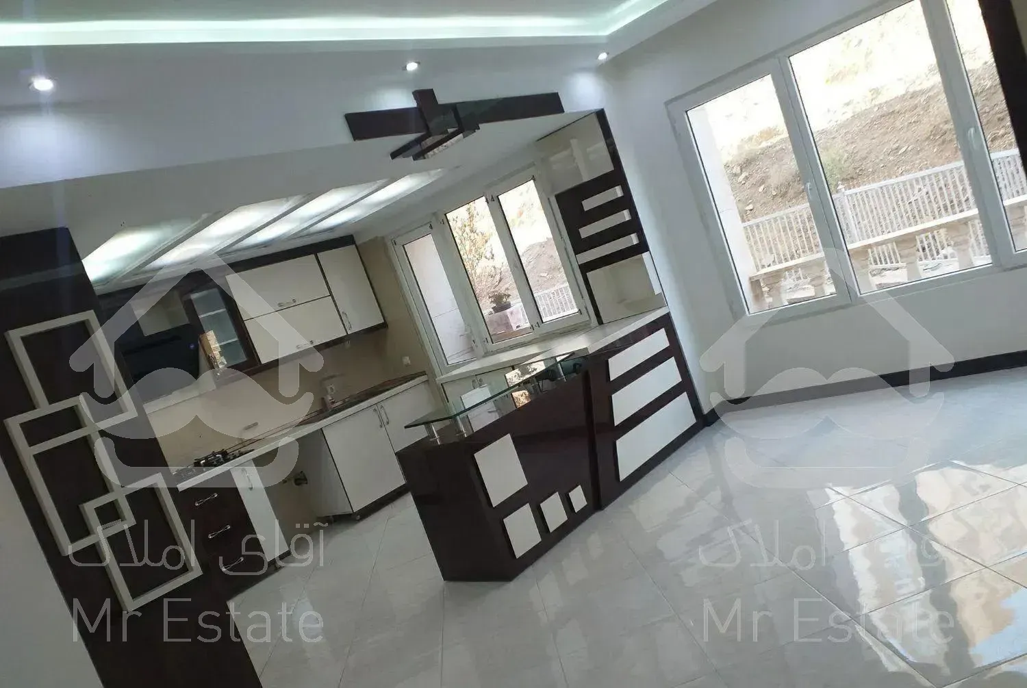 ۱۱۰ متری /دوخوابه همت غرب باقری.