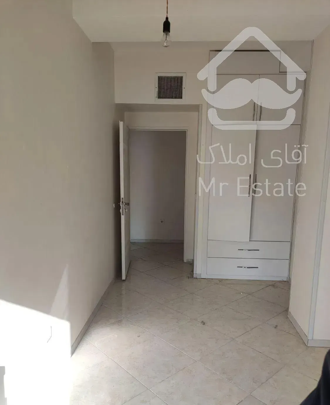 آپارتمان/ ۱۳۵ متری/سه خواب