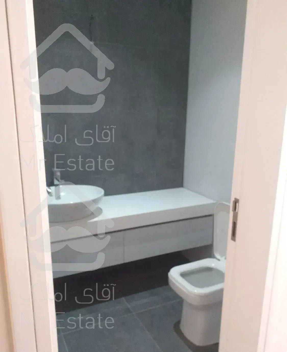 آپارتمان ۱۵۰ متری ( ۳ خواب / فول امکانات ) جلفا