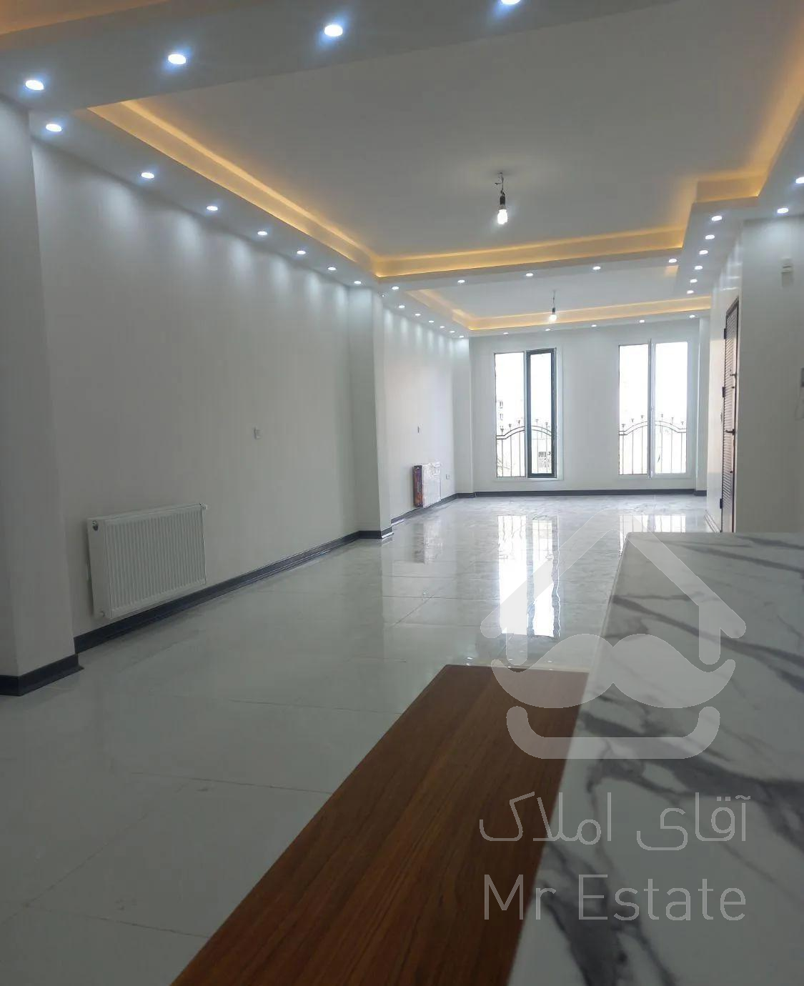 آپارتمان ۹۱ متر/سالن پرده خور/خوش نقشه