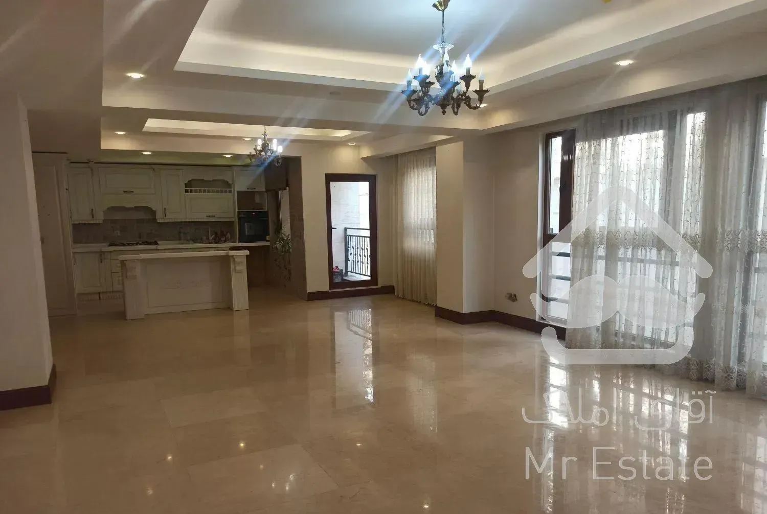 150متر برج باغ حتی مجرد صاحبقرانیه