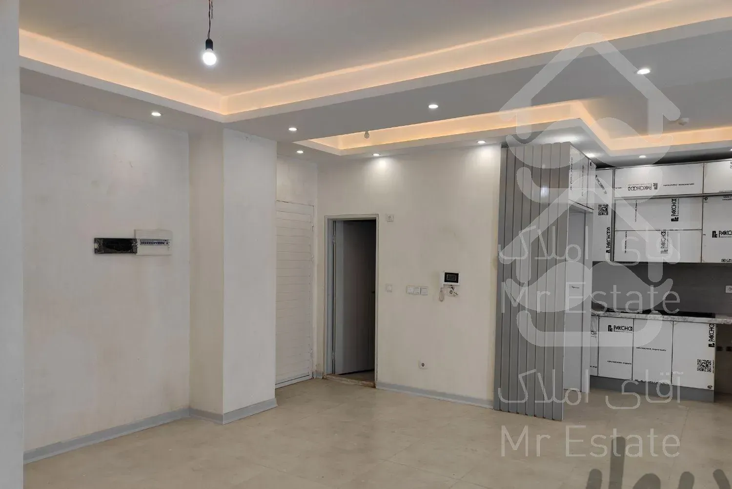 آپارتمان ، ۹۵متر مفید ، ۱۰متر مشاعات