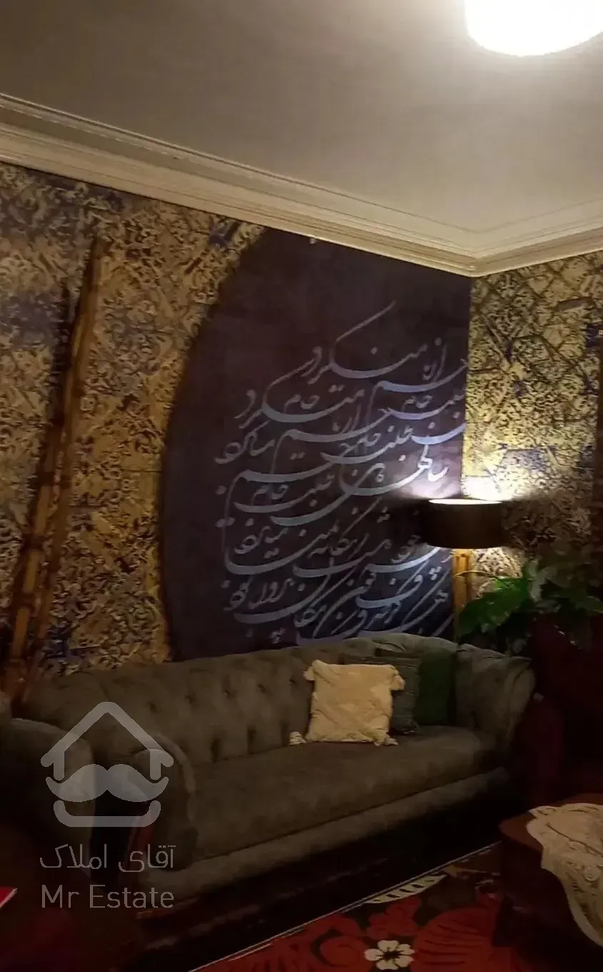 واحد ۱۰۸ متری طبقه اول ذوالفقاری