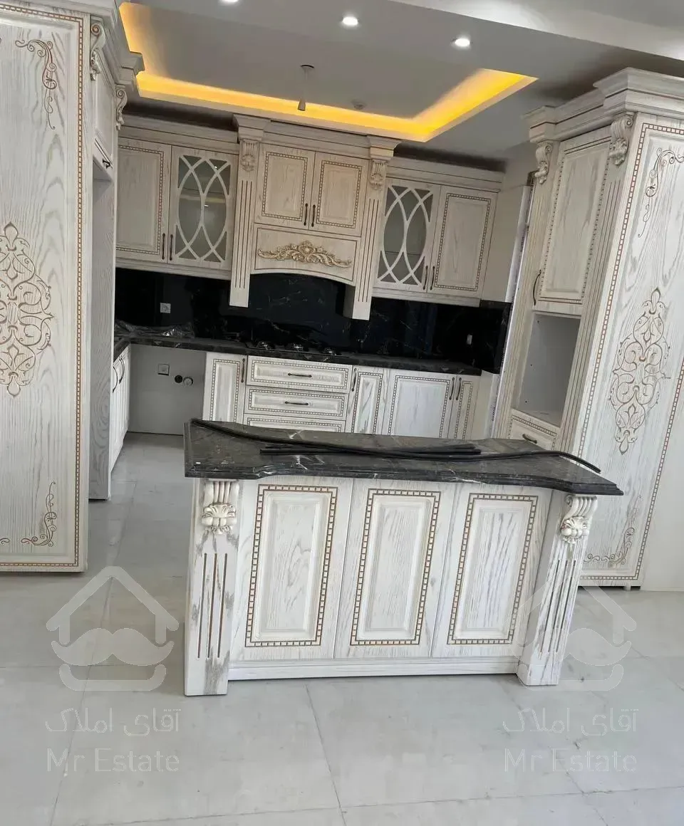 130 متر - کلید نخورده - تک واحدی - سرافرازان 14