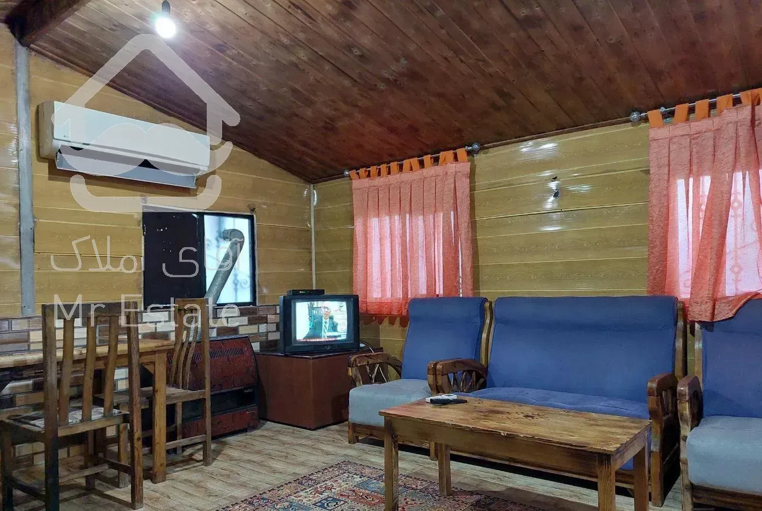 کلبه ساحلی * چشمه *