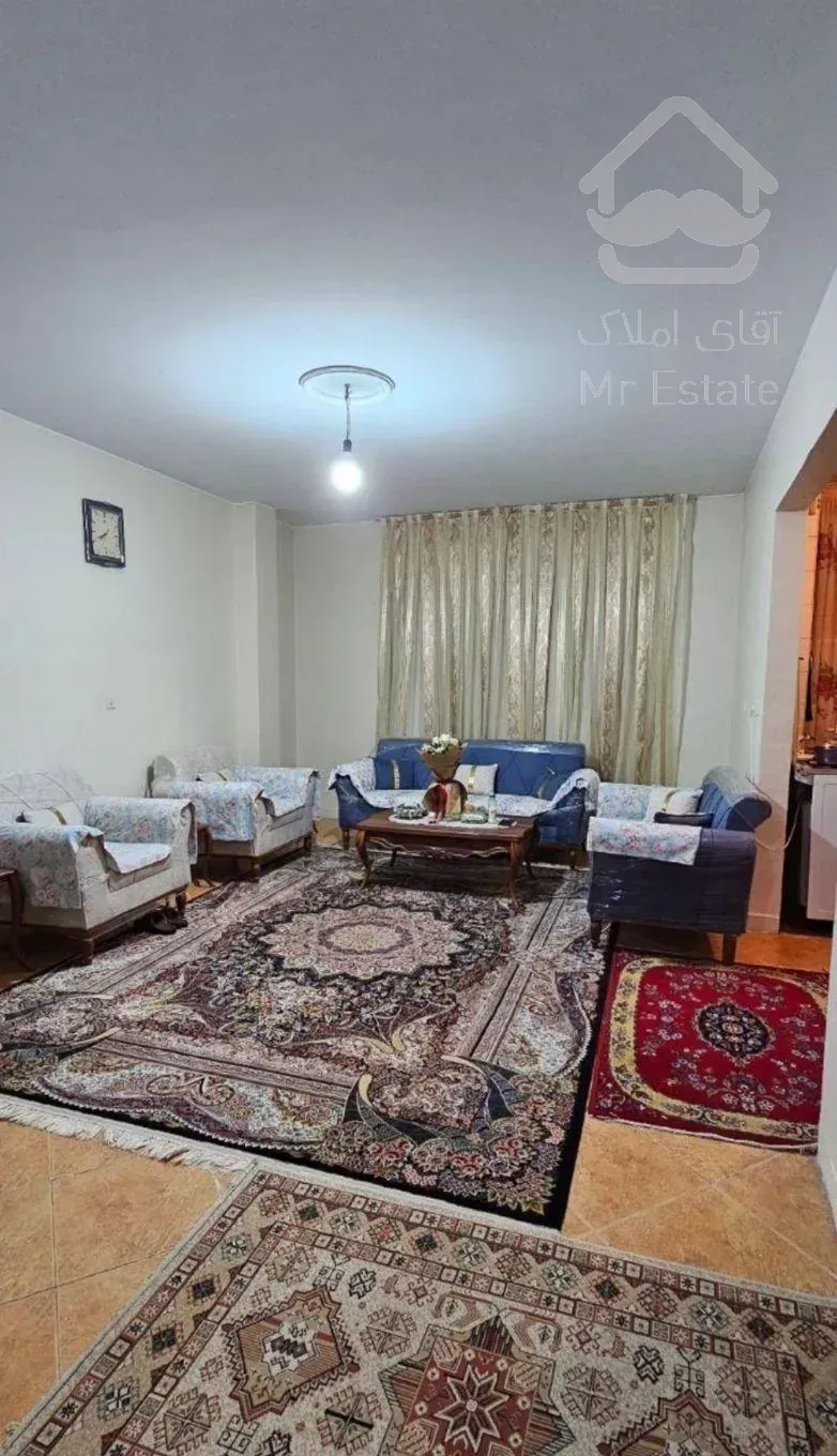 ۷۵متری/۲خواب/توحید/پرچم