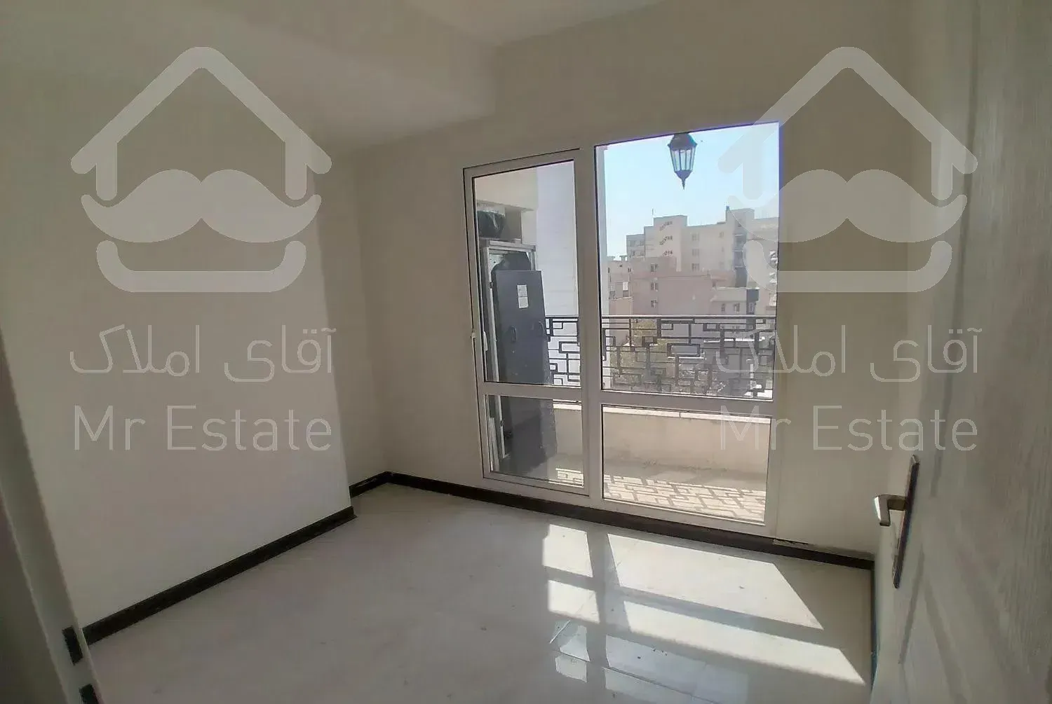 ۱۲۰متر ۳ خوابه کلیدنخورده