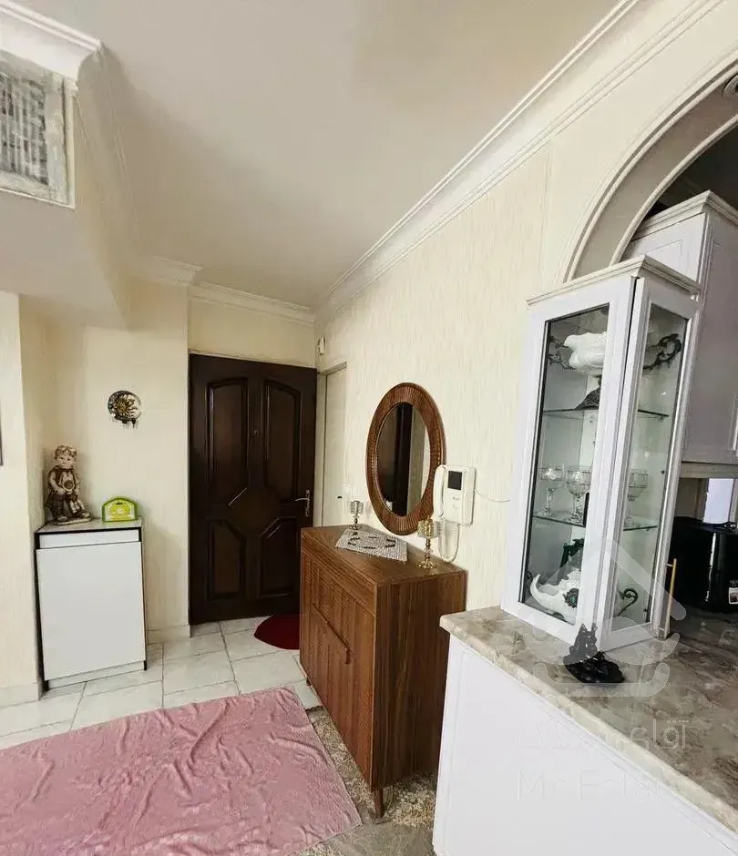 ۵۵ متر یک خواب شرقی ها